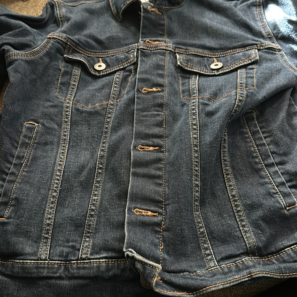 Jacket - Picture 2 of 3